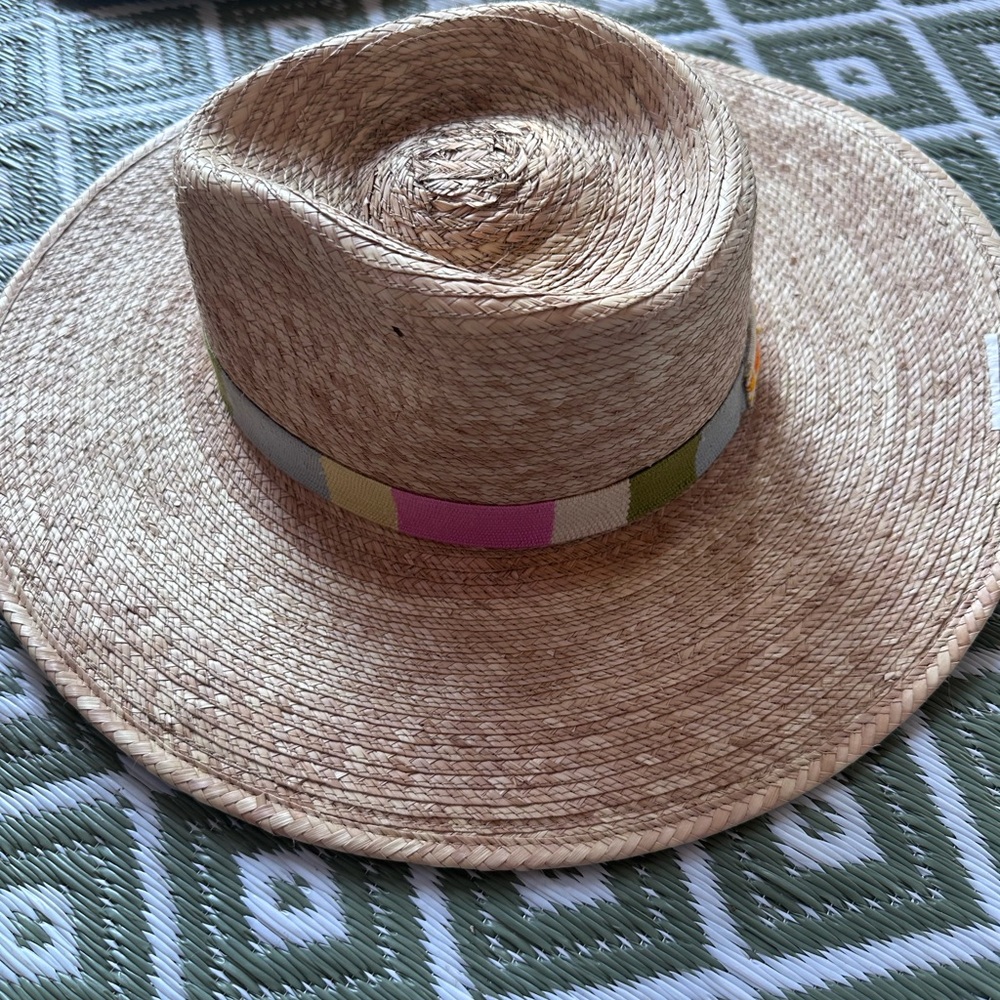 Sunshine Tienda hat